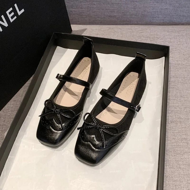 New Spring and Autumn Vintage Square-Toed Flat Mary Jane Shoes for Women, Versatile Bowknot Shallow-Soled Women's Shoes